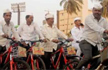 13-year-old sends relief material to Kerala with Mumbai dabbawalas help